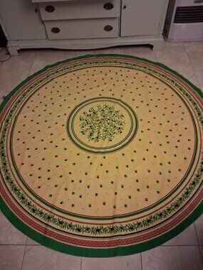 Maison Ungava Provence collection Québec tablecloth round